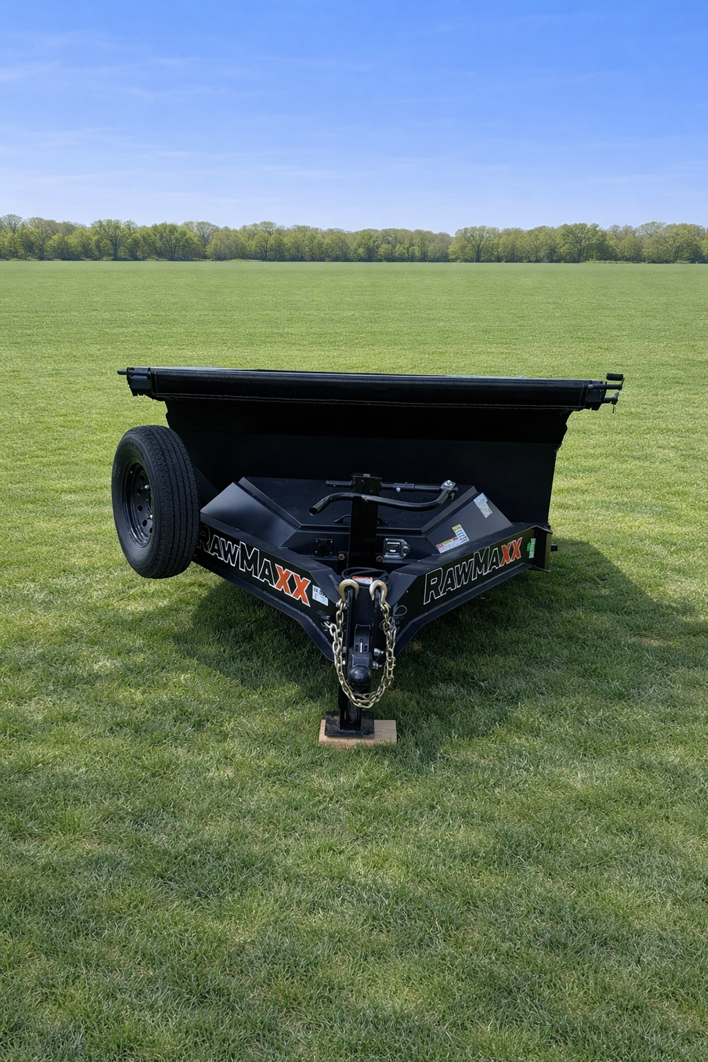 Dump trailer front hitch and tongue view